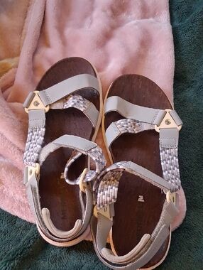 Merrell White Leather Comfort Sandals